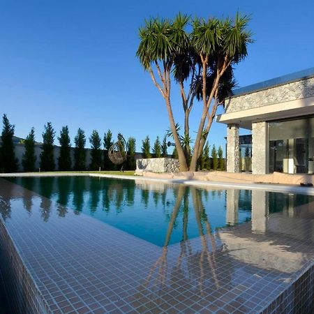 Villa Flamingo - 4 Bedrooms - Private Pool - Next To Renowned Issos Beach & Lake Korission Линя Экстерьер фото