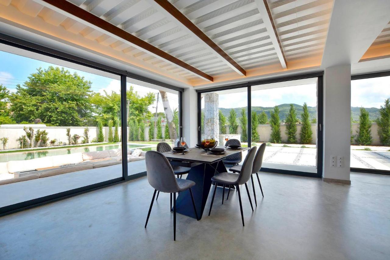 Villa Flamingo - 4 Bedrooms - Private Pool - Next To Renowned Issos Beach & Lake Korission Линя Экстерьер фото