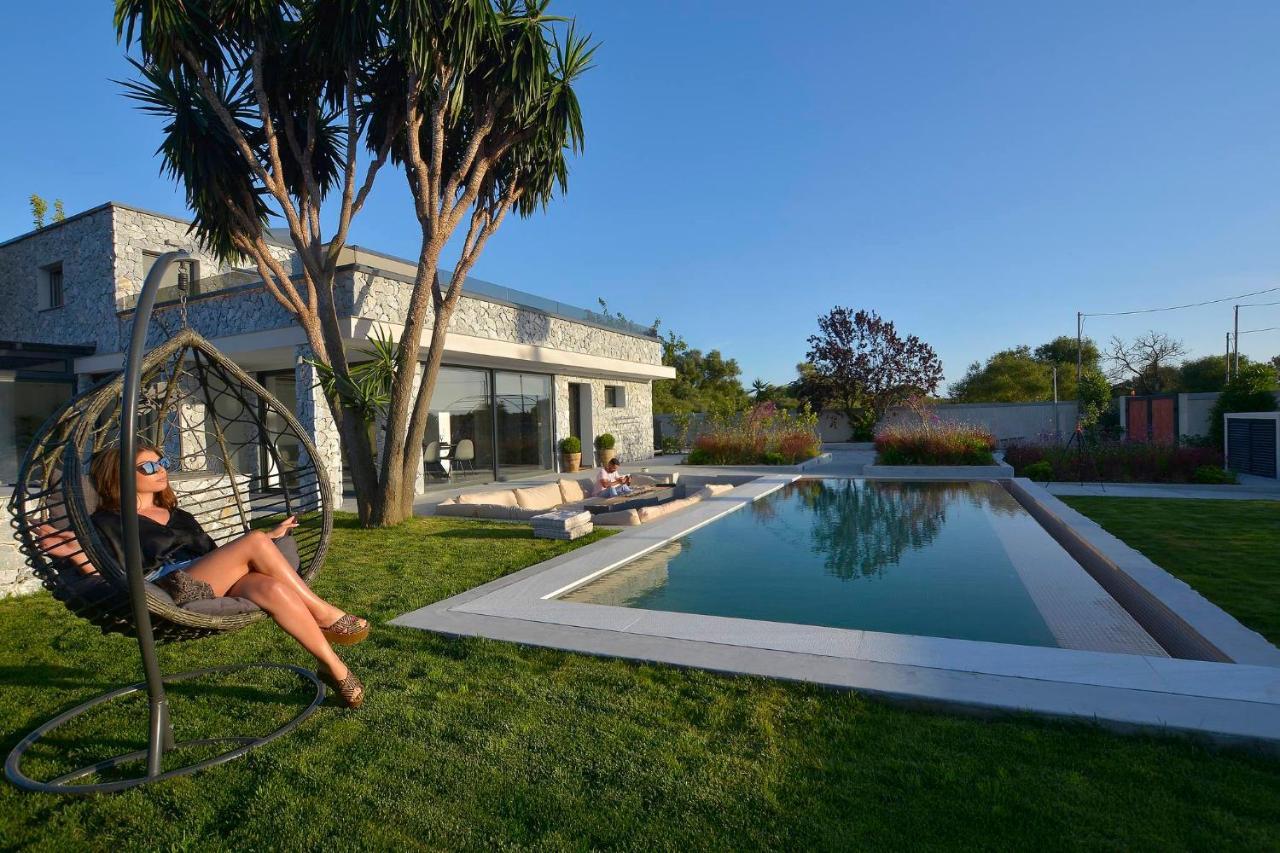 Villa Flamingo - 4 Bedrooms - Private Pool - Next To Renowned Issos Beach & Lake Korission Линя Экстерьер фото